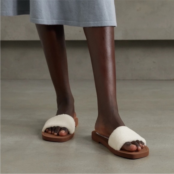 Stuart Weitzman Women's Cammy Shearling Slide Sandals 9.5B - Picture 4 of 8